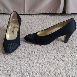 Black Bottega Venta heels